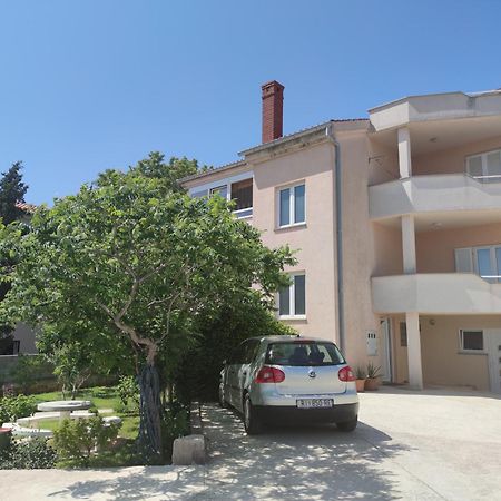 Apartments Dijana Крк Экстерьер фото
